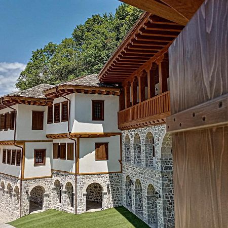 Guest Mansion, Гостински Палат Rostusa Exterior foto