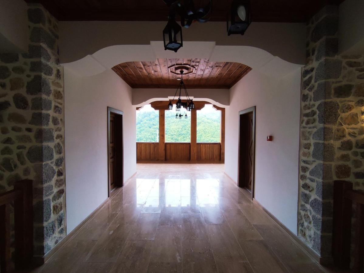 Guest Mansion, Гостински Палат Rostusa Exterior foto
