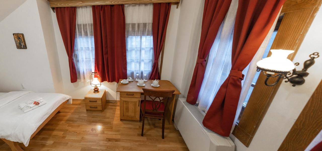 Guest Mansion, Гостински Палат Rostusa Exterior foto